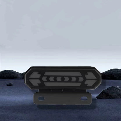 Barre lumineuse multifonction intégrée à LED pour freins et clignotants