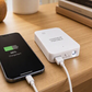 🔋 Batterie externe 5000 mAh charge rapide – Format poche 88 × 68 mm, lampe LED, charge de secours